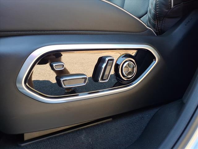 new 2025 Jeep Grand Cherokee car, priced at $56,604