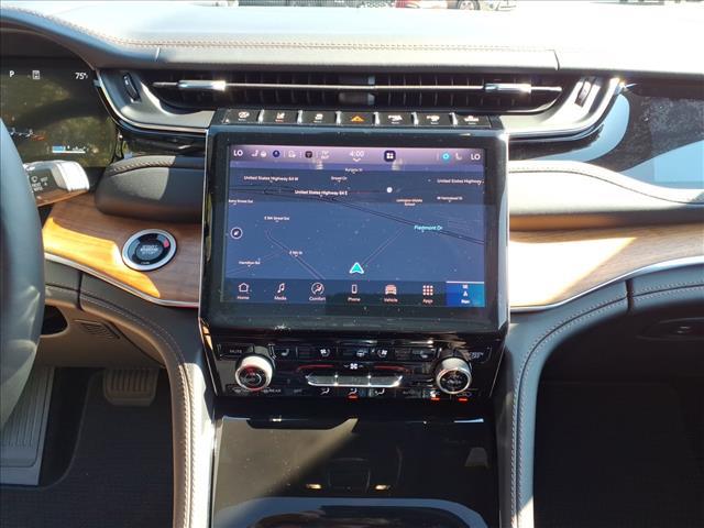new 2025 Jeep Grand Cherokee car, priced at $56,604