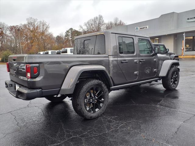 new 2025 Jeep Gladiator car, priced at $39,409