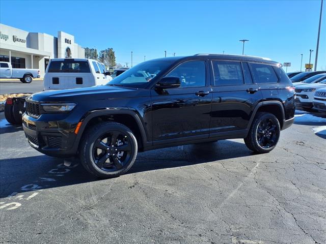 new 2025 Jeep Grand Cherokee L car, priced at $40,361