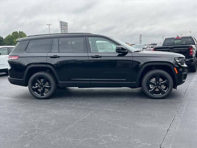 new 2024 Jeep Grand Cherokee L car, priced at $42,996