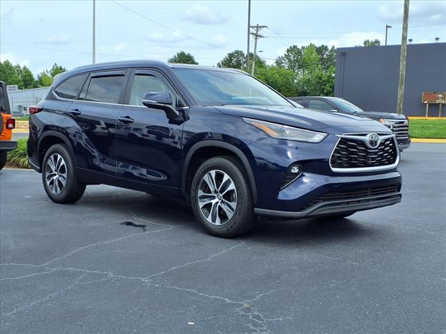 used 2023 Toyota Highlander car, priced at $38,750