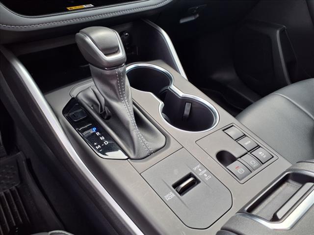 used 2023 Toyota Highlander car, priced at $38,750