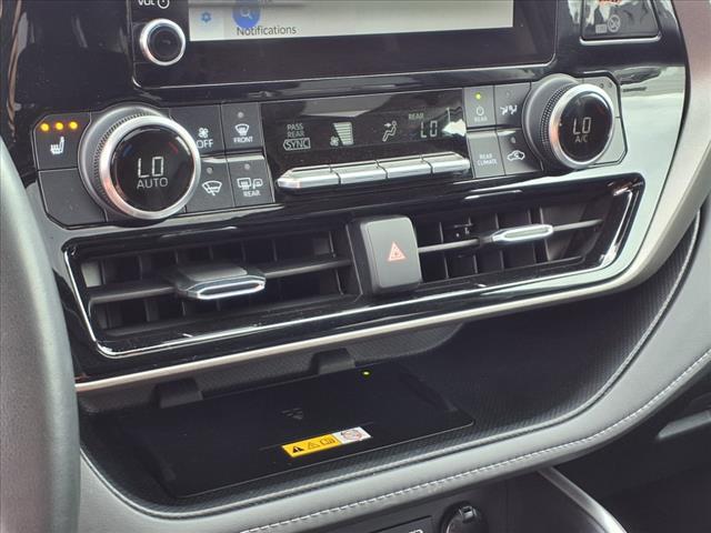 used 2023 Toyota Highlander car, priced at $38,750