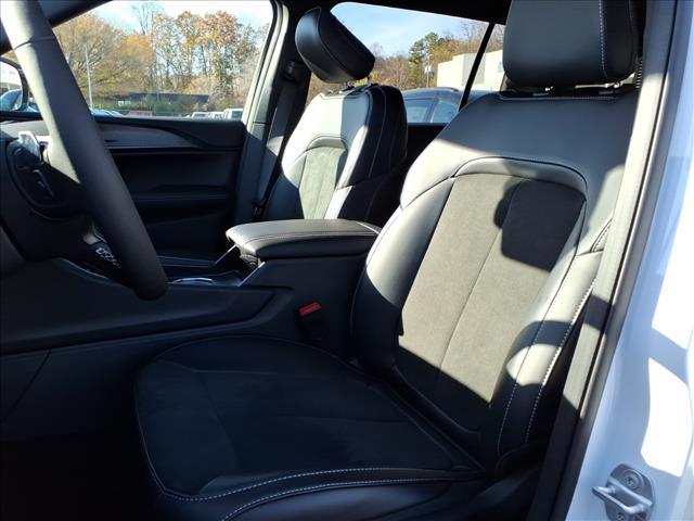 new 2025 Jeep Grand Cherokee L car, priced at $39,525