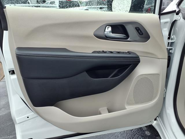 used 2023 Chrysler Pacifica car, priced at $22,980