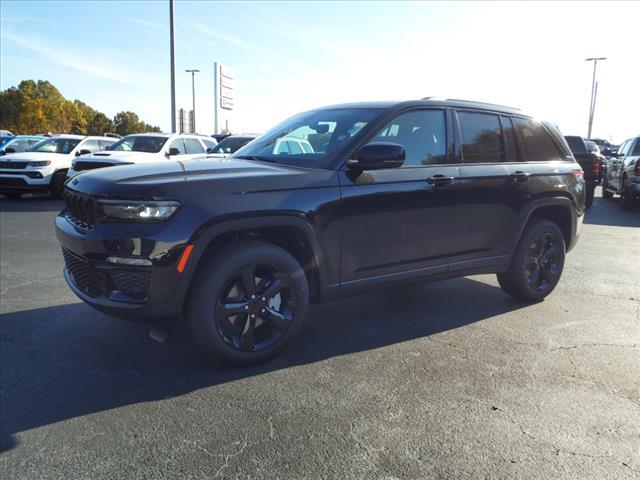 new 2025 Jeep Grand Cherokee car, priced at $48,235