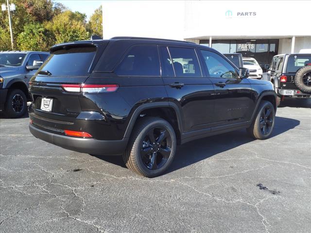 new 2025 Jeep Grand Cherokee car, priced at $48,235