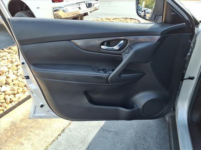 used 2019 Nissan Rogue car, priced at $18,250