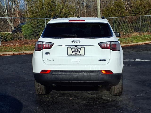 new 2025 Jeep Compass car, priced at $23,849