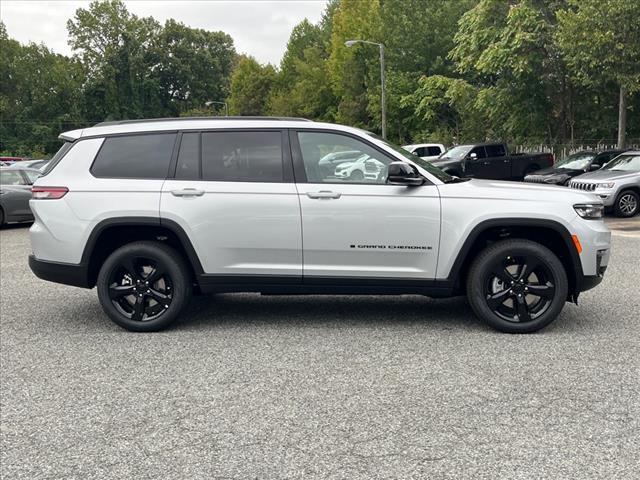 new 2024 Jeep Grand Cherokee L car, priced at $43,496