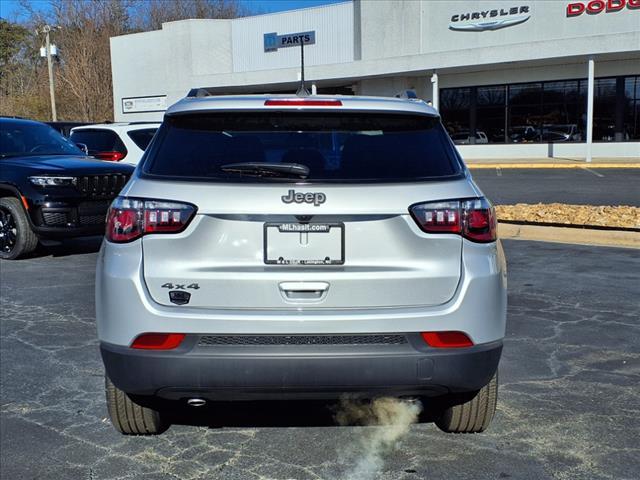 new 2025 Jeep Compass car, priced at $26,233