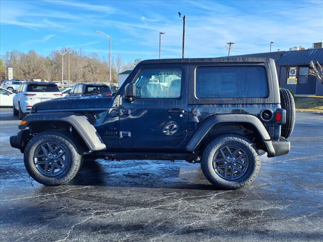 new 2025 Jeep Wrangler car, priced at $37,171