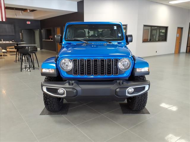 new 2025 Jeep Gladiator car, priced at $46,224