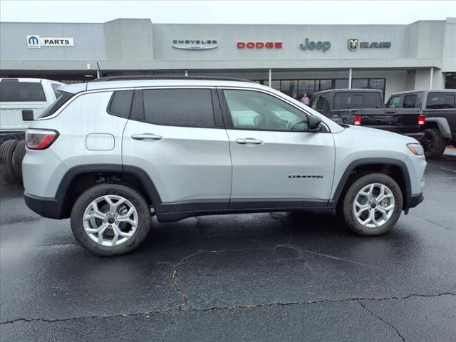 new 2025 Jeep Compass car, priced at $25,397