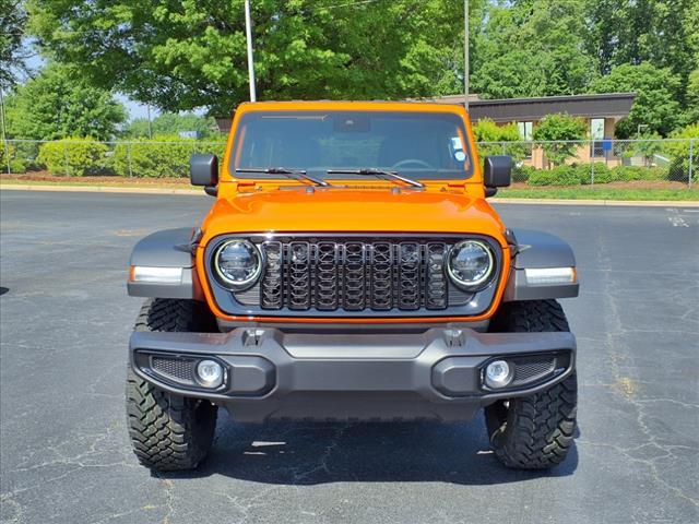 new 2025 Jeep Wrangler car, priced at $47,044