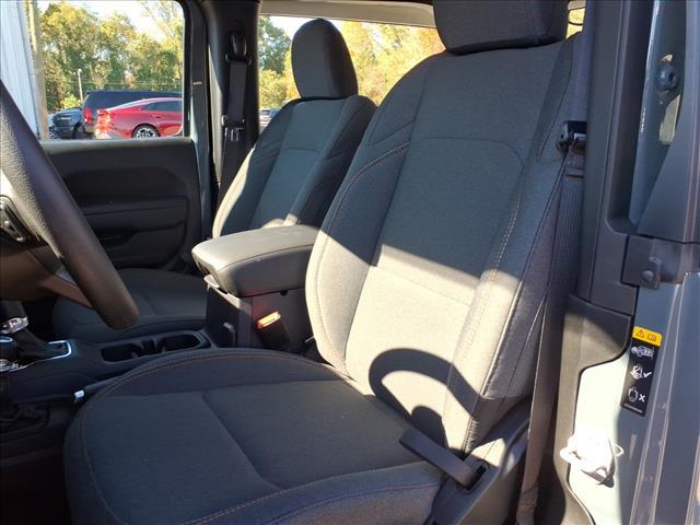 new 2026 Jeep Wrangler car, priced at $37,877