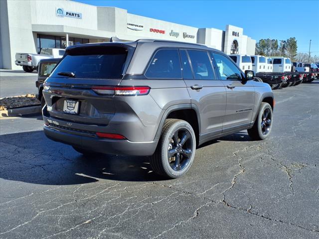 new 2025 Jeep Grand Cherokee car, priced at $38,351