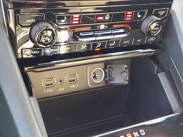 new 2025 Jeep Grand Cherokee car, priced at $43,929