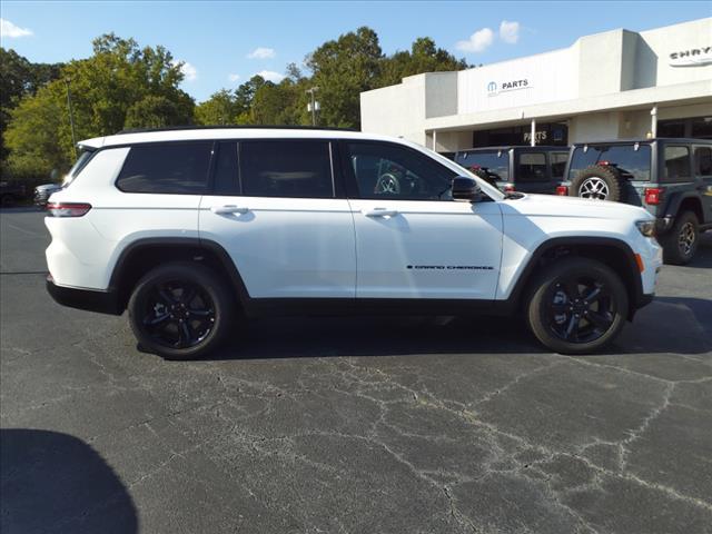 new 2025 Jeep Grand Cherokee L car, priced at $45,035