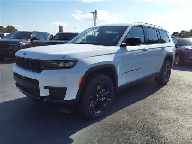 new 2025 Jeep Grand Cherokee L car, priced at $45,035