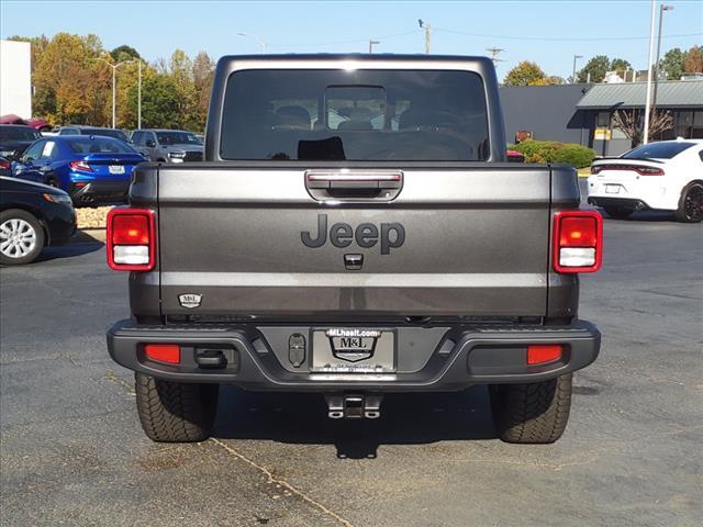 new 2024 Jeep Gladiator car, priced at $45,870