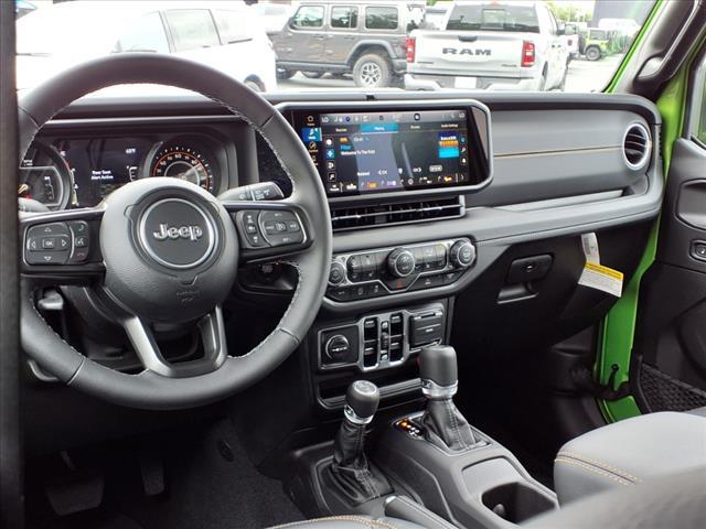 new 2025 Jeep Gladiator car, priced at $42,696