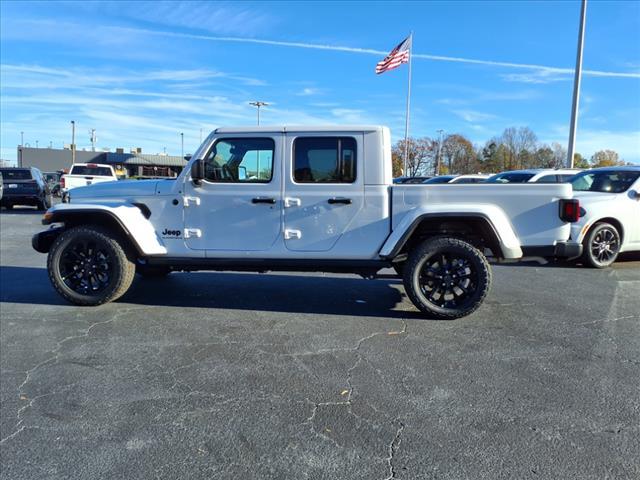 new 2025 Jeep Gladiator car, priced at $39,409