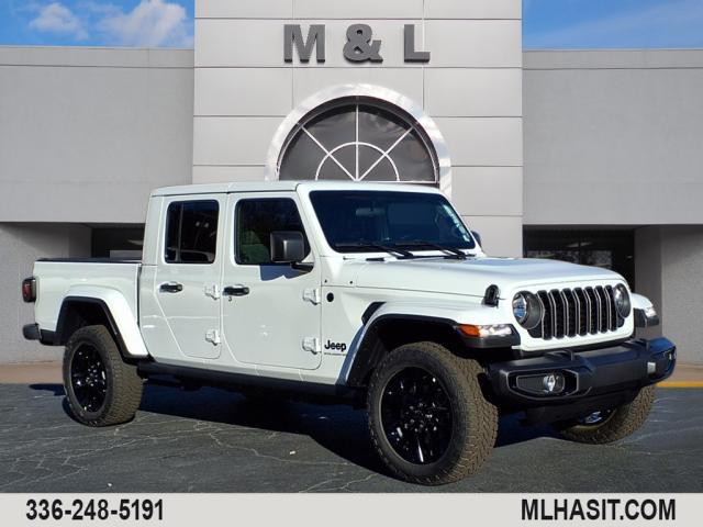 new 2025 Jeep Gladiator car, priced at $39,409