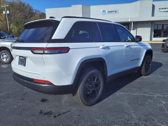 new 2025 Jeep Grand Cherokee car, priced at $37,335