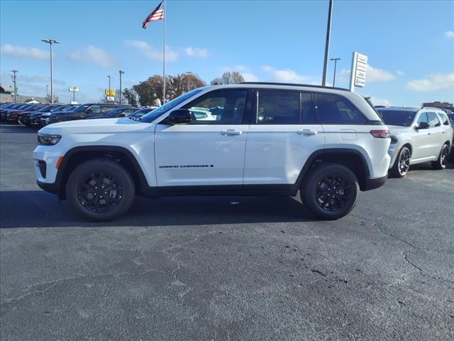 new 2025 Jeep Grand Cherokee car, priced at $37,335