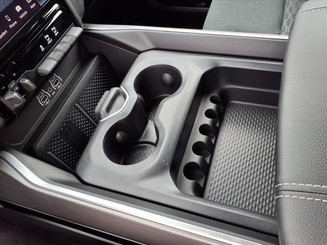 new 2025 Ram 1500 car, priced at $45,793