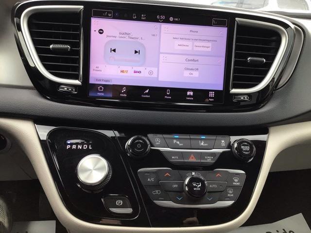 used 2021 Chrysler Pacifica car, priced at $20,285