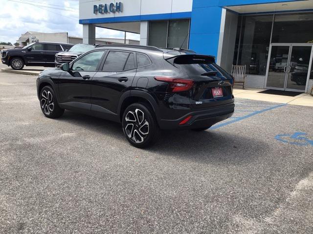 new 2025 Chevrolet Trax car, priced at $23,955