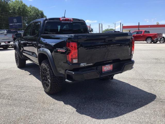 new 2025 Chevrolet Colorado car, priced at $45,465