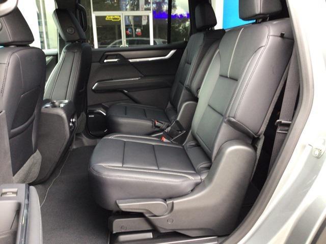 new 2026 GMC Acadia car, priced at $46,625