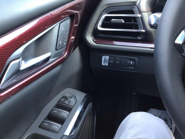 new 2026 Chevrolet Traverse car, priced at $57,890