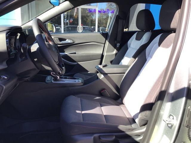 new 2026 Chevrolet Trax car, priced at $25,285