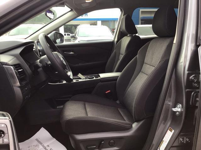 used 2024 Nissan Rogue car, priced at $22,995