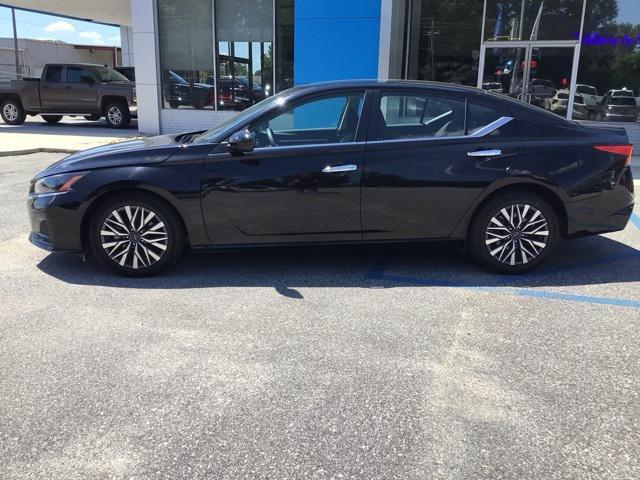 used 2023 Nissan Altima car, priced at $19,695