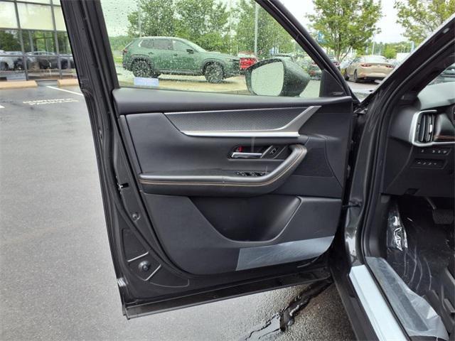 new 2025 Mazda CX-90 car, priced at $51,725