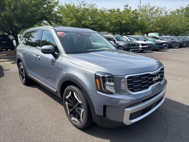 new 2025 Kia Telluride car, priced at $38,811