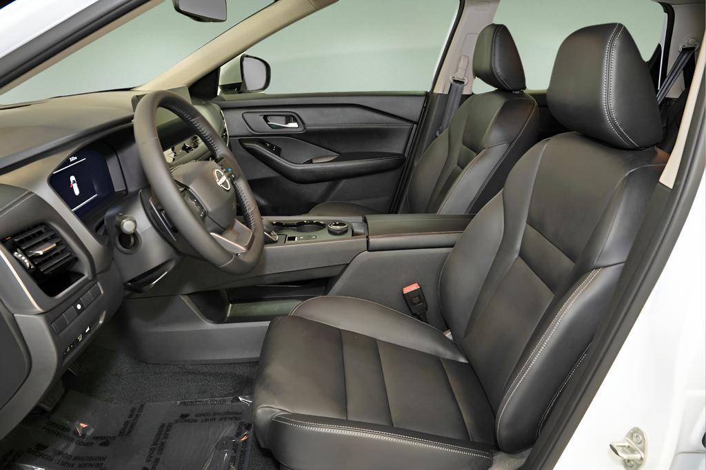 used 2025 Nissan Rogue car, priced at $29,744