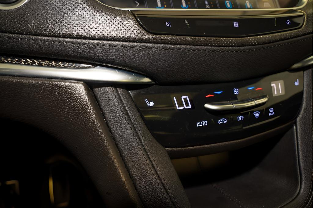 used 2020 Cadillac XT5 car, priced at $19,544