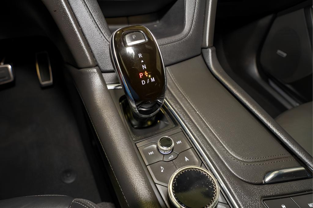 used 2020 Cadillac XT5 car, priced at $19,544