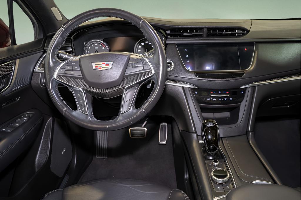 used 2020 Cadillac XT5 car, priced at $19,544