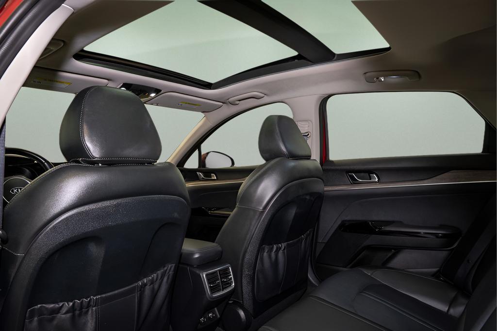 used 2021 Kia K5 car, priced at $21,654