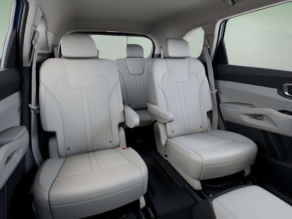 new 2025 Kia Sorento Hybrid car, priced at $35,428