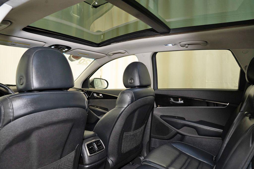used 2020 Kia Sorento car, priced at $20,873