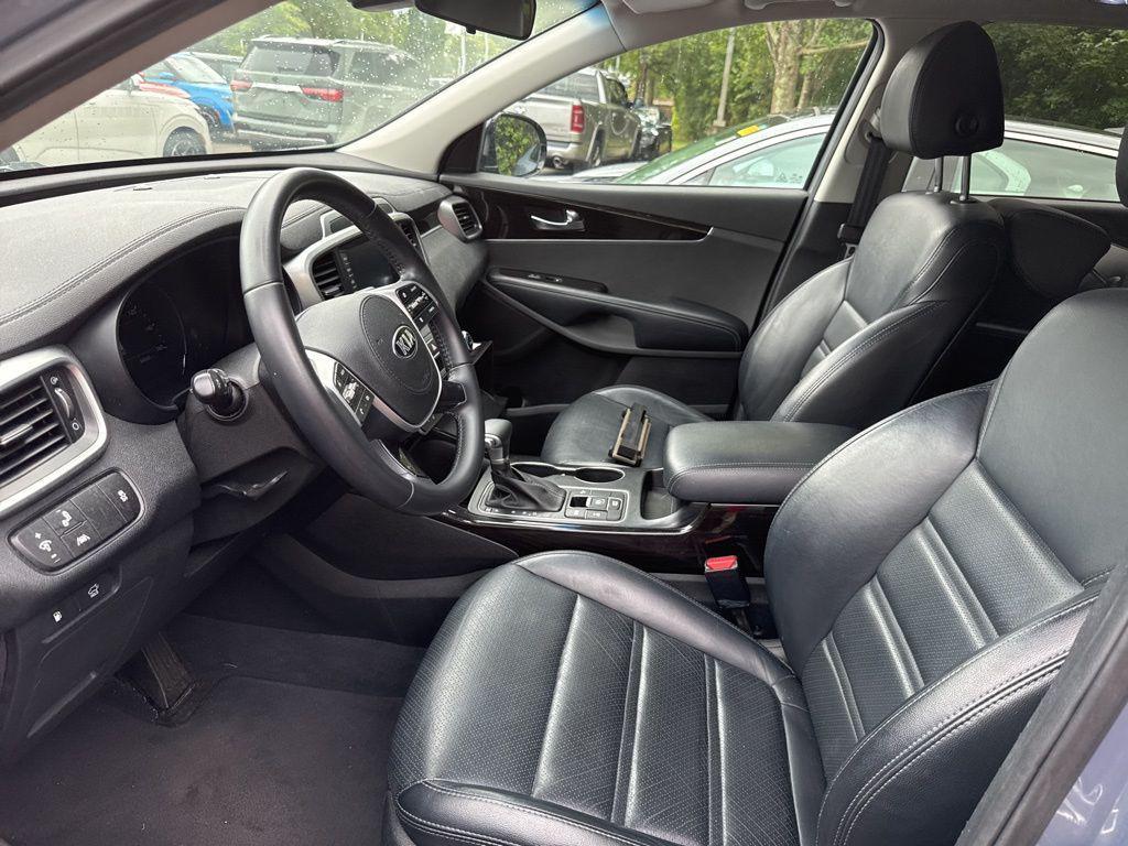 used 2020 Kia Sorento car, priced at $21,698